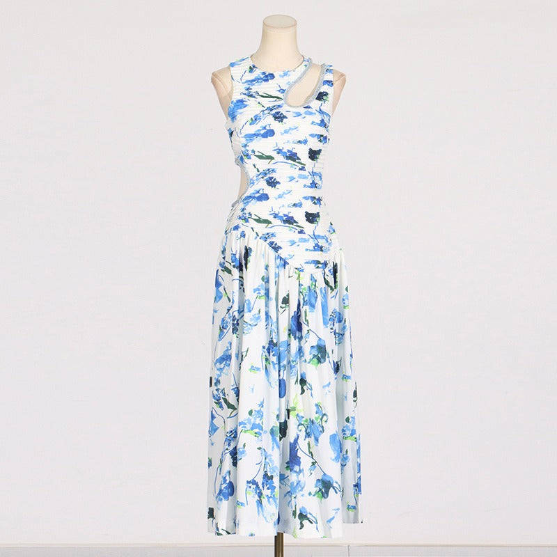 Bright Sleeveless Hollow Print Dress by Crystal Crystina, alternate view 9
