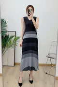 CurveKind™ Color Block Pleated Slim-Fit Long Vest Dress by Crystal Crystina, alternate view 4