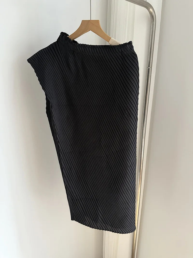 CurveKind™ Asymmetrical Pleated Two-Piece Skirt Set