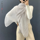 CurveKind ™ Pleated Shawl