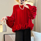 Pleated Appliques Round Collar Blouse