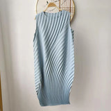 CurveKind™ Irregular Pleated Sleeveless Midi Dress