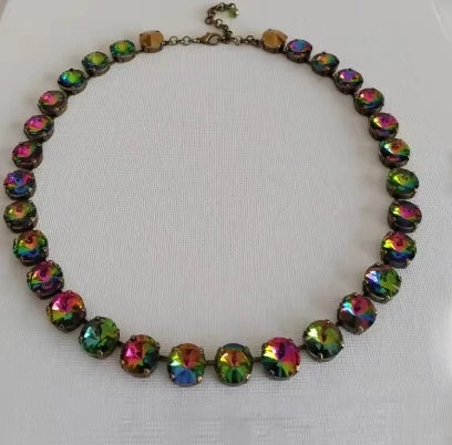 Stylish Glass Crystal Necklace of Copper Claw by Crystal Crystina, alternate view 6