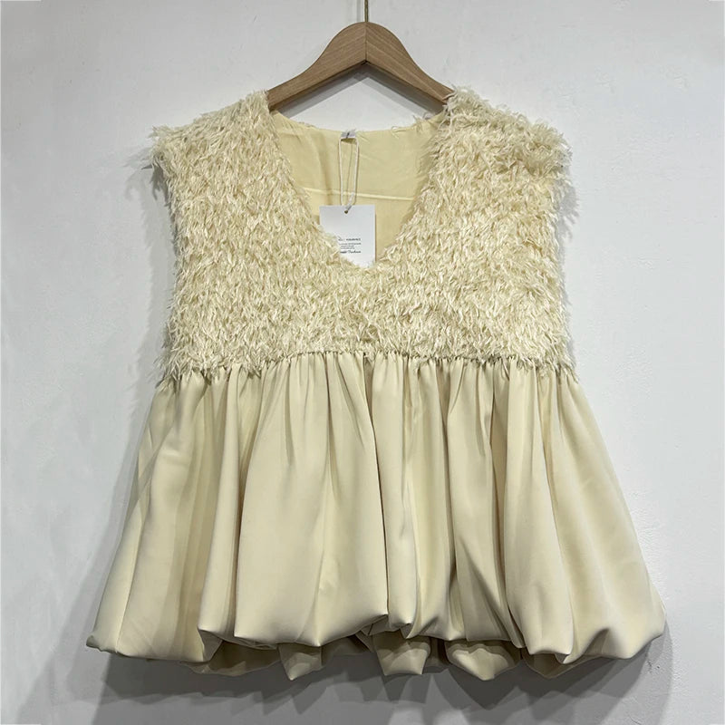 Sleeveless V- Neck Puff Bottom Feathery Detailed Vest