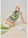 CurveKind™ Color Pleated Sleeveless Midi Dress