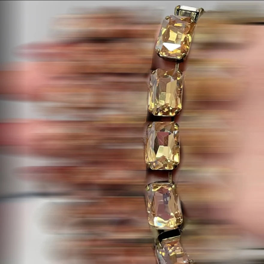 Abrie Crystal Necklace