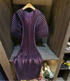Pleated V-Neck Midi Dress with Mid Sleeves