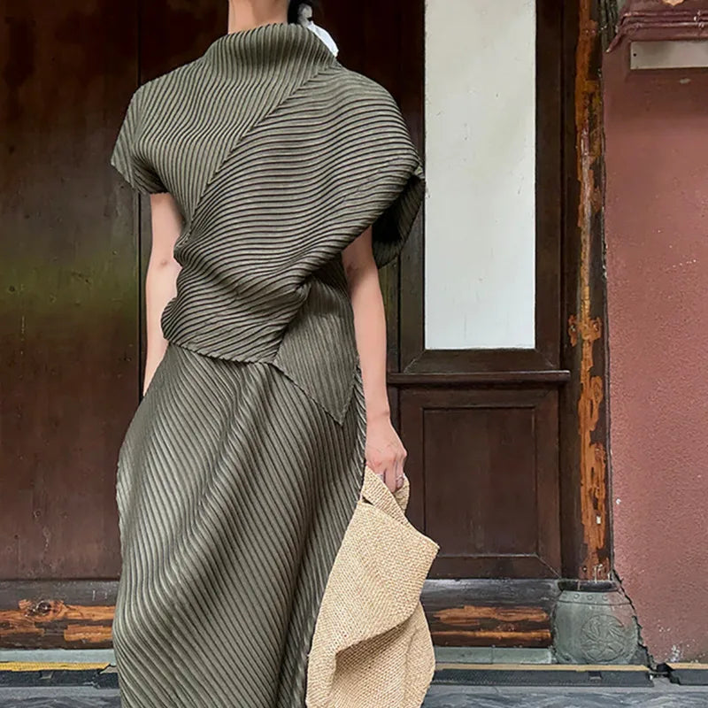 CurveKind™ Asymmetrical Pleated Two-Piece Skirt Set